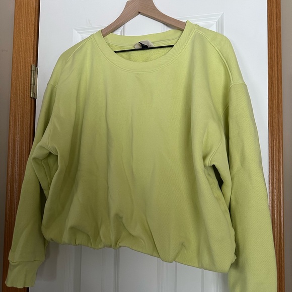 Universal Thread Light Green Sweatshirt - Picture 3 of 5